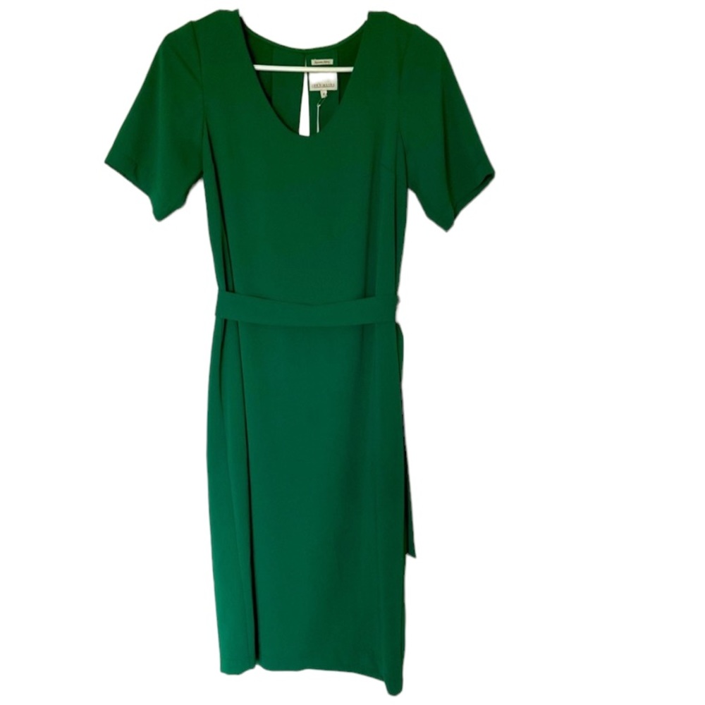 BRAND NEW Emerald Green midi dress